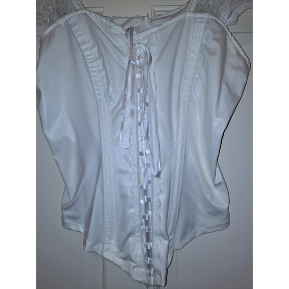 White lace short sleeve corset lace up high low lingerie top y2k shirt - Picture 3 of 14